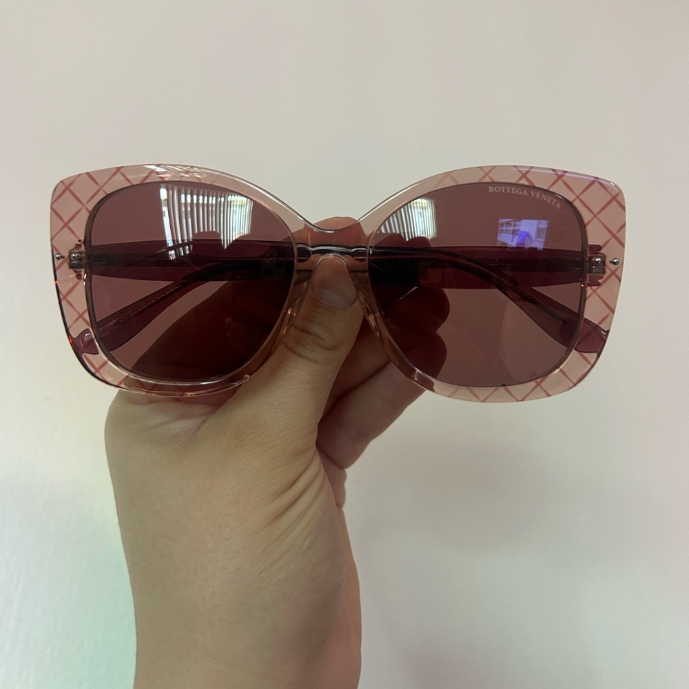 Bottega veneta sunglasses